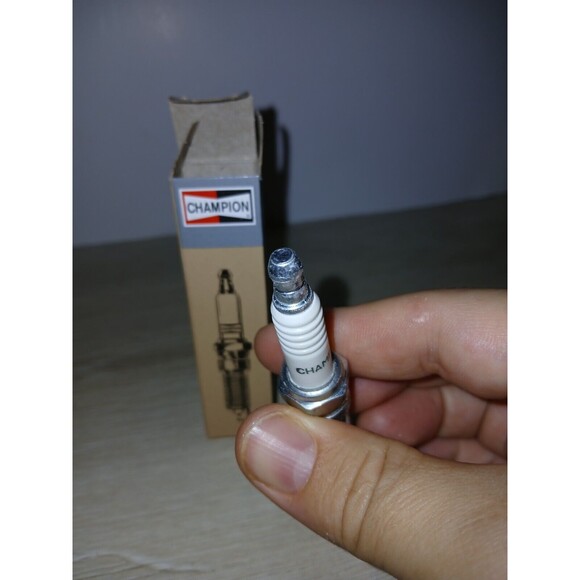 Champion Copper Plus Spark Plugs RS9YC 304  Pack Of Six Singles 2017 New - Picture 6 of 16